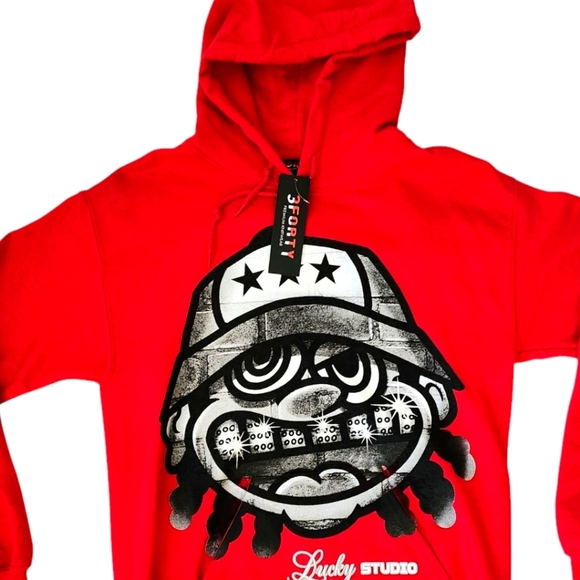 Men's Small 4 Leaf Clover Lucky Graphic Hoodie In Red. Fits Boys Sizes Large/XL - Picture 2 of 10